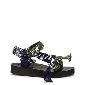 Arizona love. Size 37